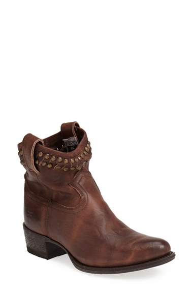 DARK BROWN