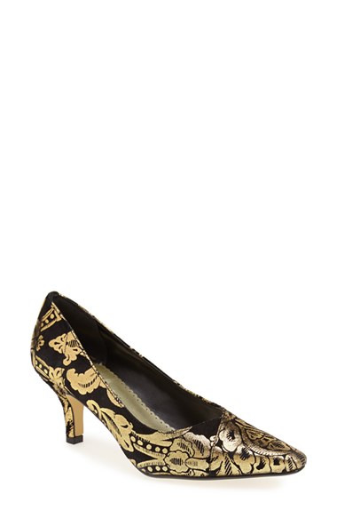 BLACK/ GOLD