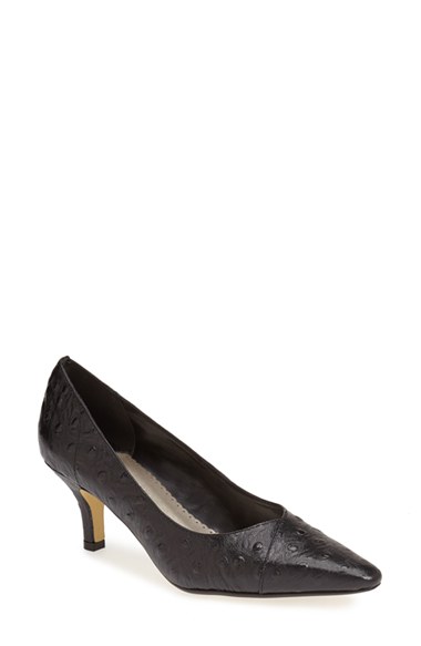 BLACK OSTRICH PRINT