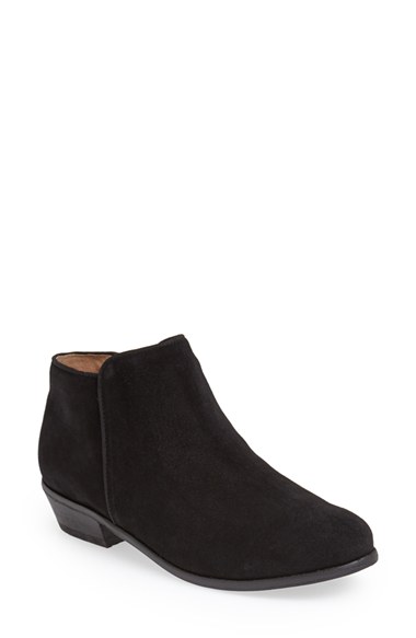 BLACK SUEDE